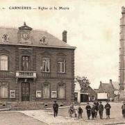 Carnieres 59 l'eglise et la mairie cpa