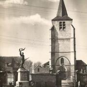 Cattenieres 59 l eglise saint martin et le monument aux morts cpa