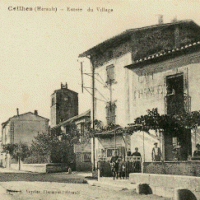 L' entrée du village, cpa