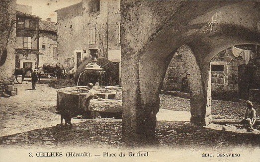 La place du Griffoul, cpa 