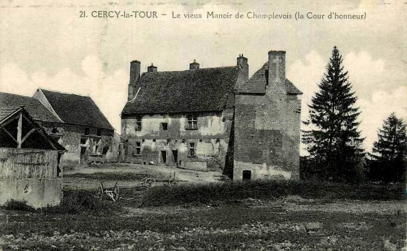 Cercy-la-Tour (Nièvre) Champlevois, la maison forte CPA