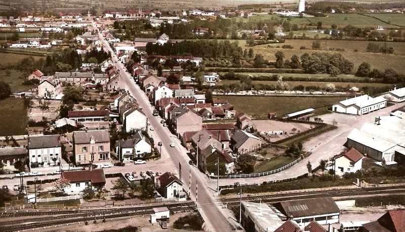 Cercy-la-Tour (Nièvre) Vue générale CPA