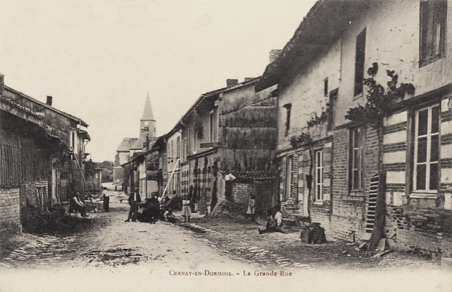 Cernay-en-Dormois (51) La grande rue CPA