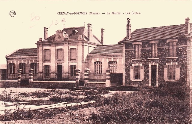 Cernay-en-Dormois (51) La Mairie et les écoles CPA