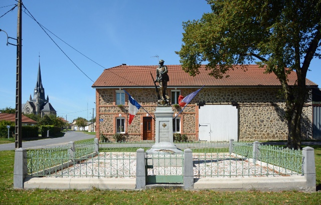 Cernay-en-Dormois (51) Le Monument aux Morts