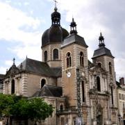 Chalon-sur-Saône (71) Eglise Saint Pierre