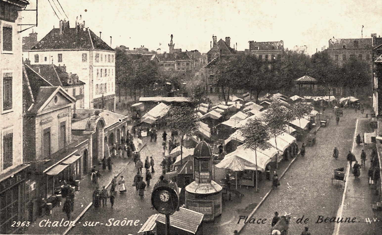 Chalon-sur-Saône (71) Place de Beaune CPA