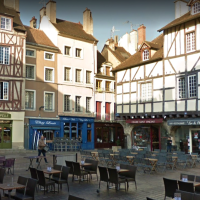 Chalon-sur-Saône (71) Place Saint-Vincent