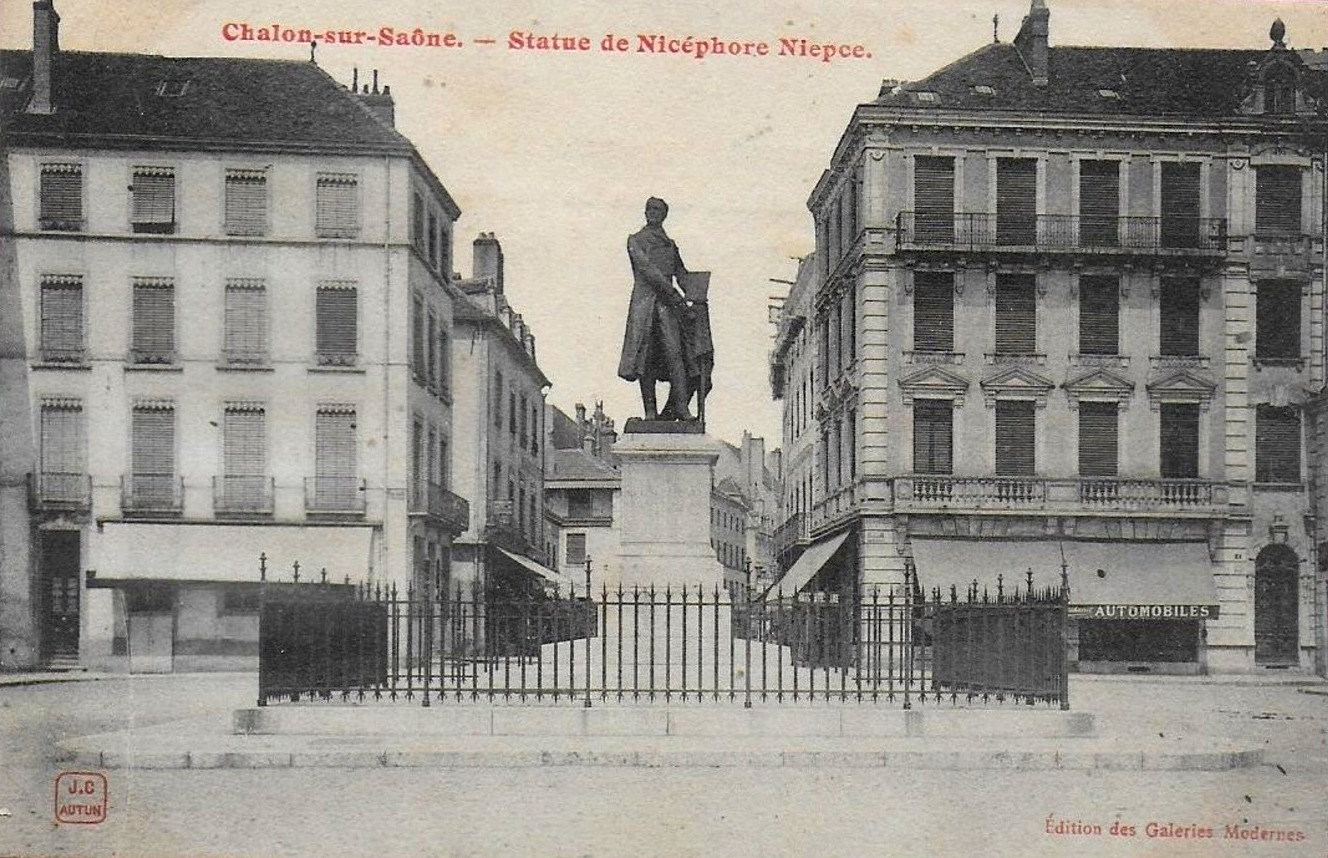 Chalon-sur-Saône (71) Statut Nicephore Niepce CPA