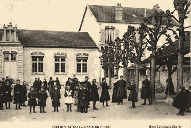 Charly-sur-Marne (Aisne) CPA Ecoles