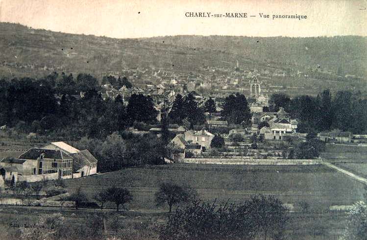 Charly-sur-Marne (Aisne) CPA Vue panoramique