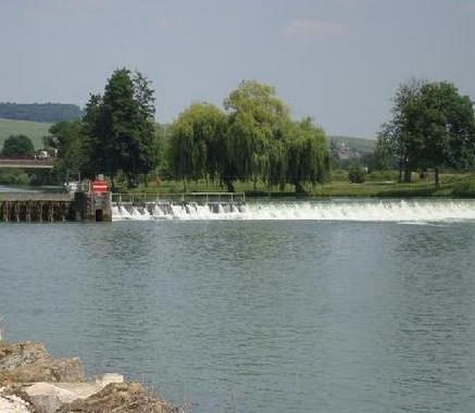 Charly-sur-Marne (Aisne) Pont barrage