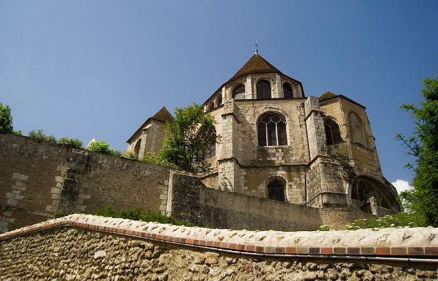 Chartres (28) L'église Saint-Aignan