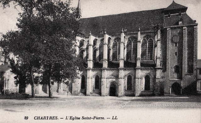 Chartres (28) L'église Saint-Pierre CPA