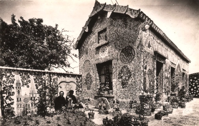 Chartres (28) La maison Picassiette CPA