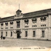 Le lycée Marceau, la cour d'honneur CPA