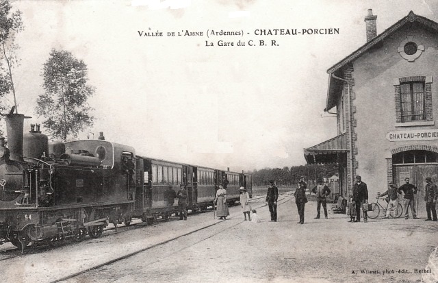 Château-Porcien (08) Gare CPA