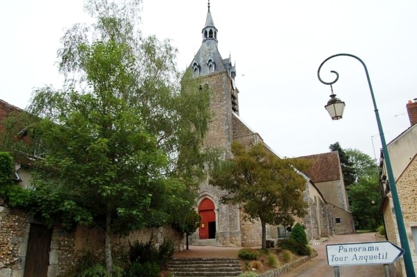 Château-Renard (45) Eglise Saint-Etienne