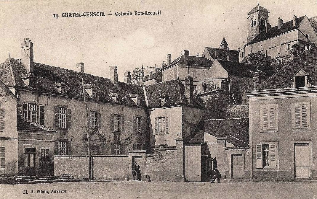 Châtel-Censoir (89) La Colonie Bon Accueil CPA