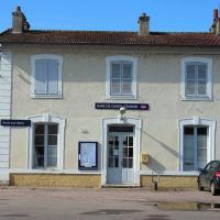 Châtel-Censoir (89) La gare