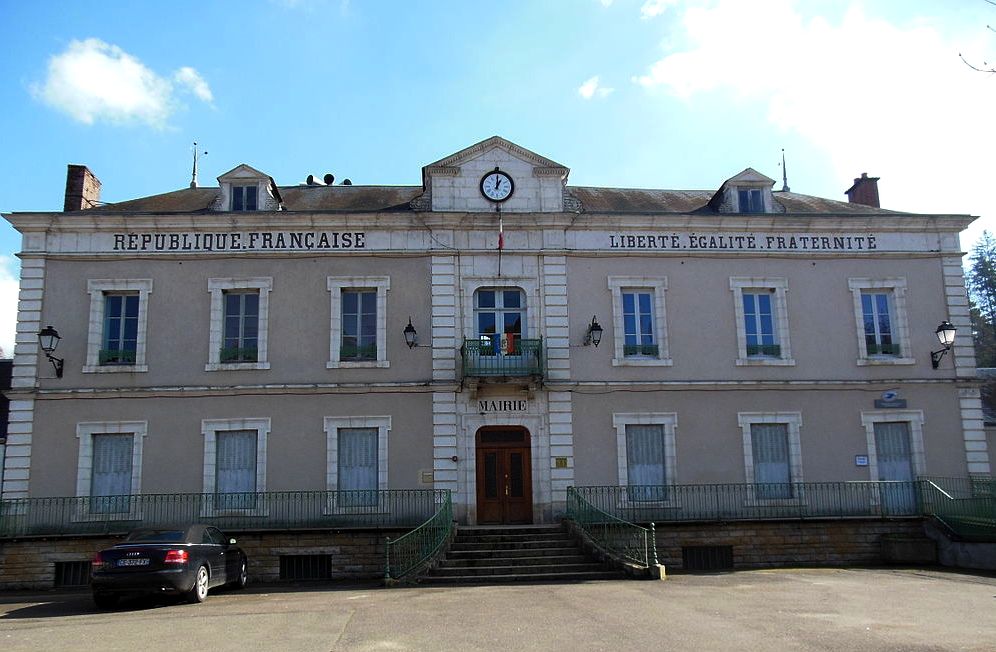 Châtel-Censoir (89) La mairie