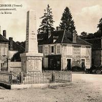 Châtel-Censoir (89) La place de la Mairie CPA