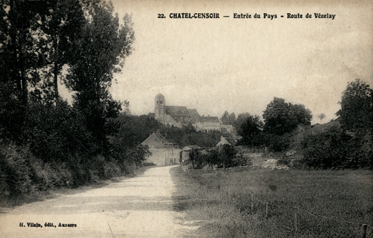 Châtel-Censoir (89) La route de Vézelay CPA