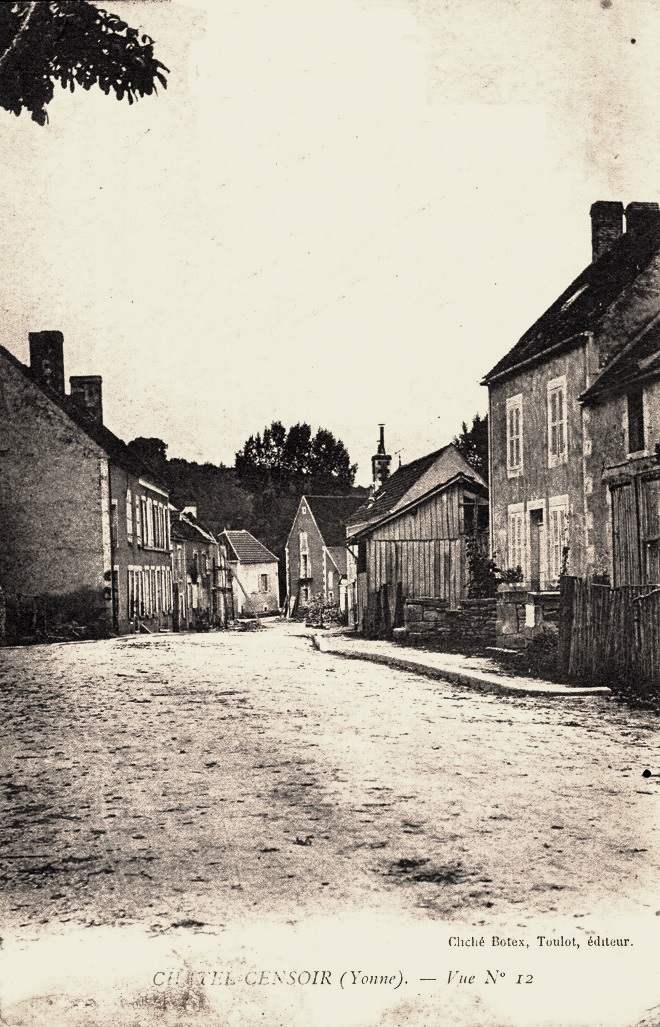 Châtel-Censoir (89) Une rue CPA