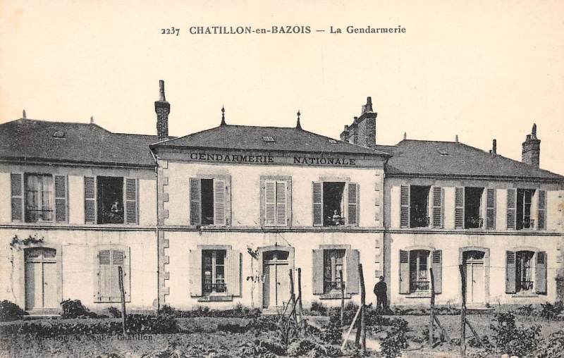 Châtillon-en-Bazois (Nièvre) La Gendarmerie CPA