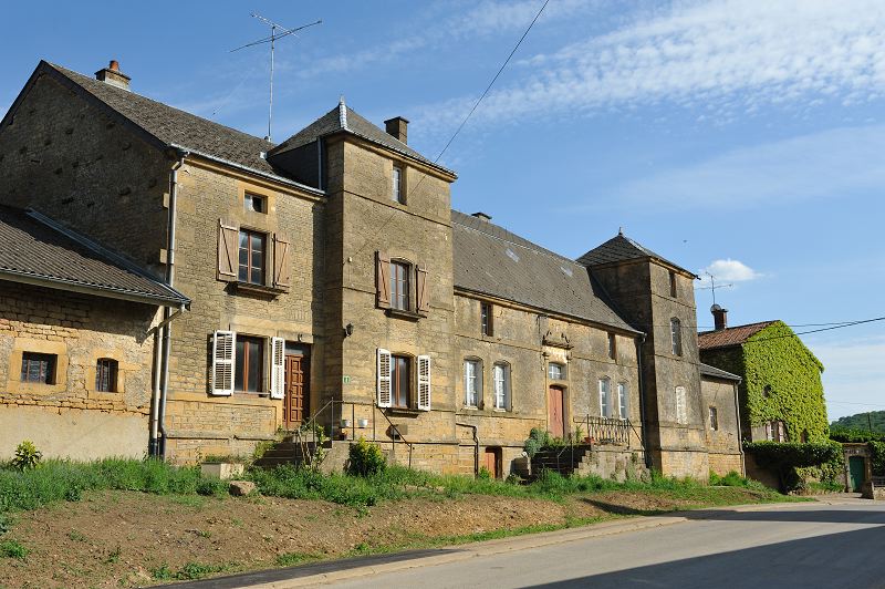 Chauvency-Saint-Hubert (Meuse) L'ancien prieuré