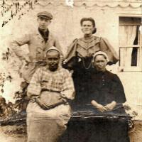 Louise Rose Chéneau et sa soeur Georgette