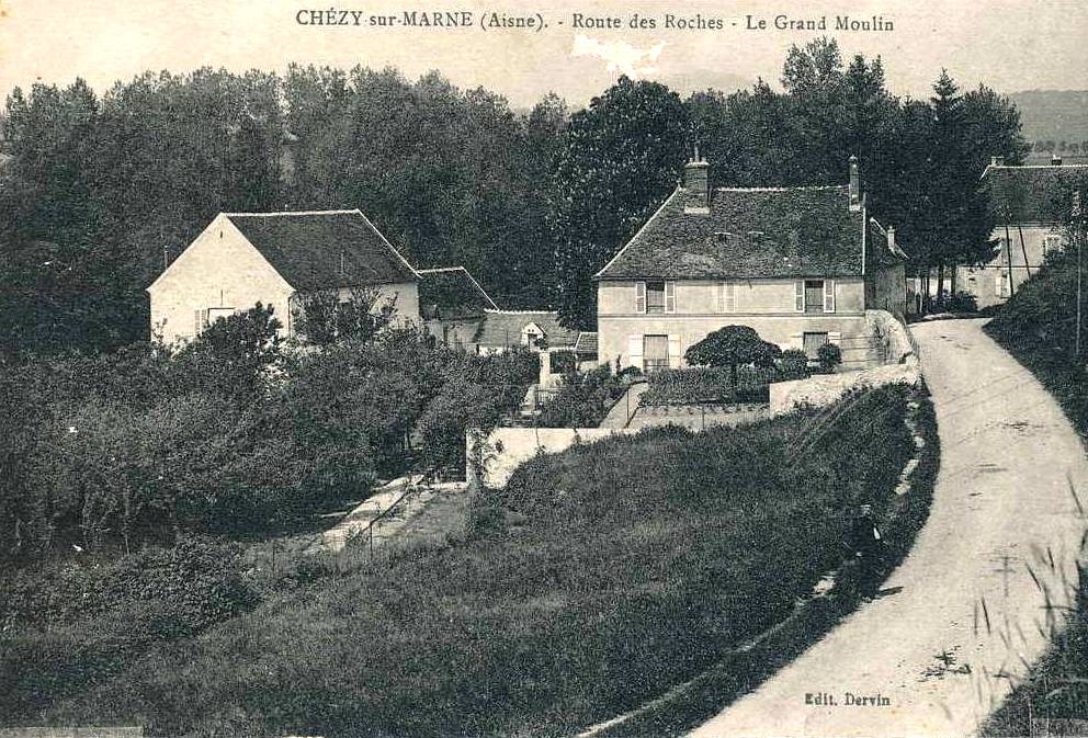 Chézy-sur-Marne (Aisne) CPA Grand moulin