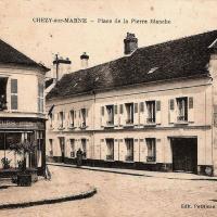 Chézy-sur-Marne (Aisne) CPA Place de la pierre blanche