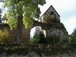 Chézy-sur-Marne (Aisne) Ruines ancienne abbaye