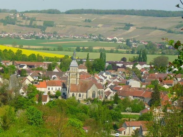 Chézy-sur-Marne (Aisne) Vue générale