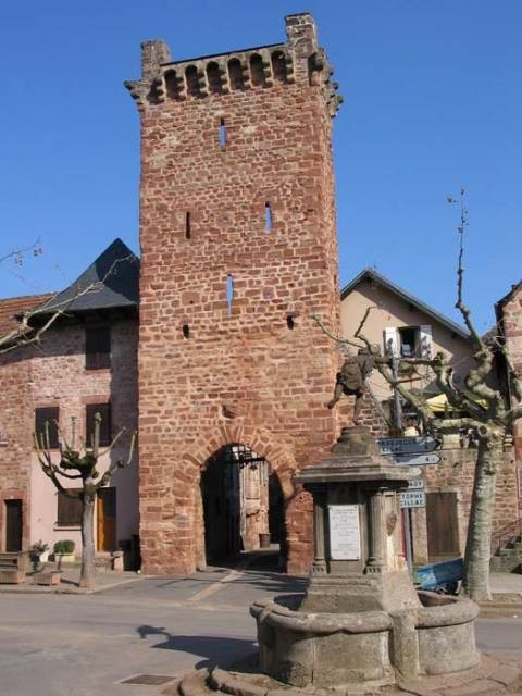 L' entrée des anciennes fortifications