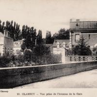 L'avenue de la Gare CPA