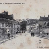 L'avenue de la République CPA