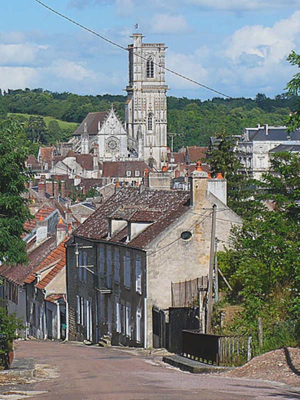 Clamecy (Nièvre) L'église Saint-Martin