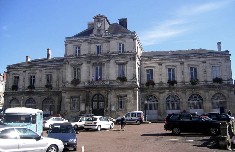 Clamecy (Nièvre) L'Hôtel de Ville