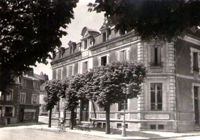 Clamecy (Nièvre) La Poste CPA