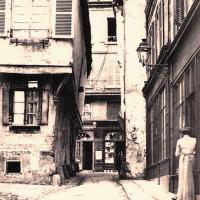 La rue de la Monnaie CPA