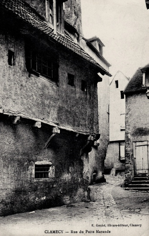 Clamecy (Nièvre) La rue du puits Marande CPA