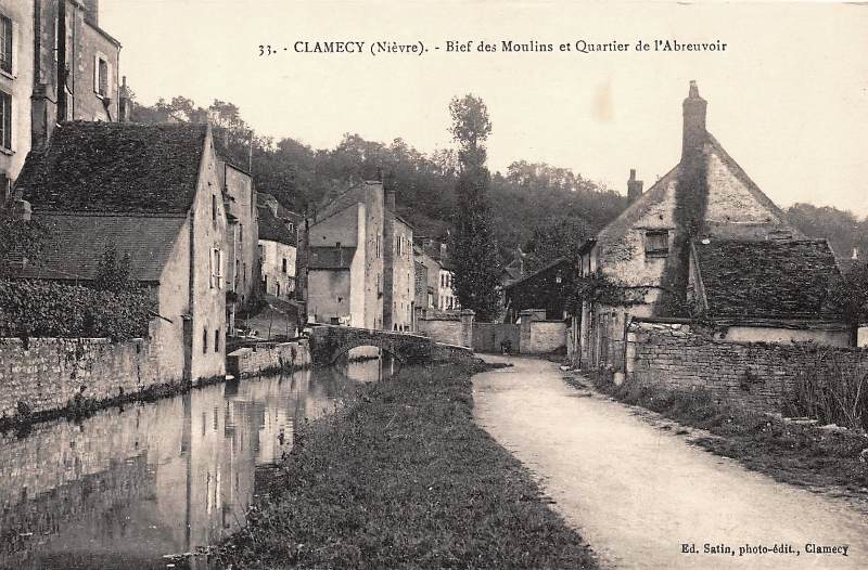 Clamecy (Nièvre) Le bief des moulins CPA