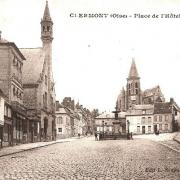 Clermont oise cpa la place de l hotel de ville