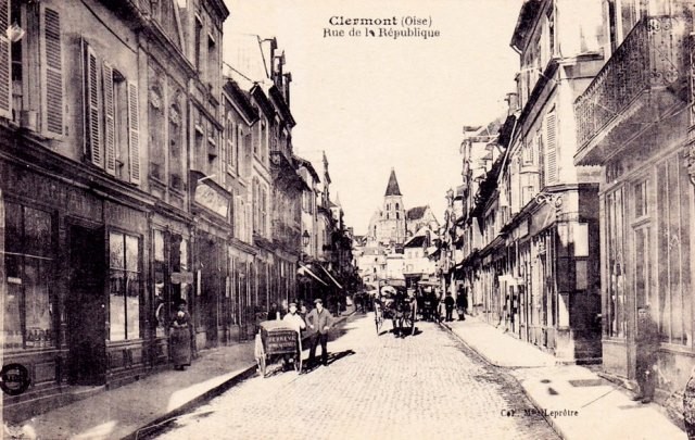 Clermont oise cpa la rue de la republique