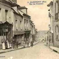 Clermont oise cpa la rue des fontaines