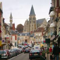 Clermont oise la rue de la republique