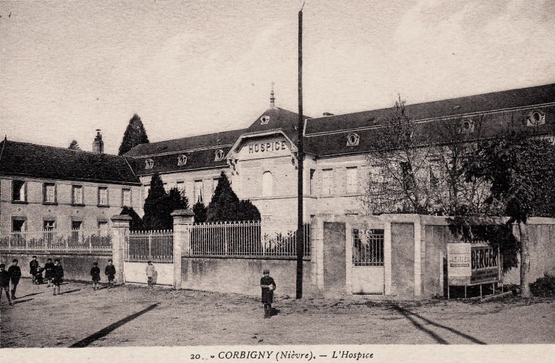 Corbigny (Nièvre) L'hospice CPA