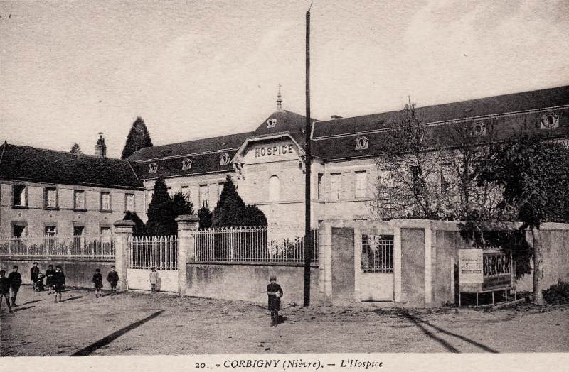 Corbigny (Nièvre) L'hospice CPA